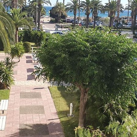 Encantadora Vivienda En El Paseo Maritimo De Salou Luaran gambar