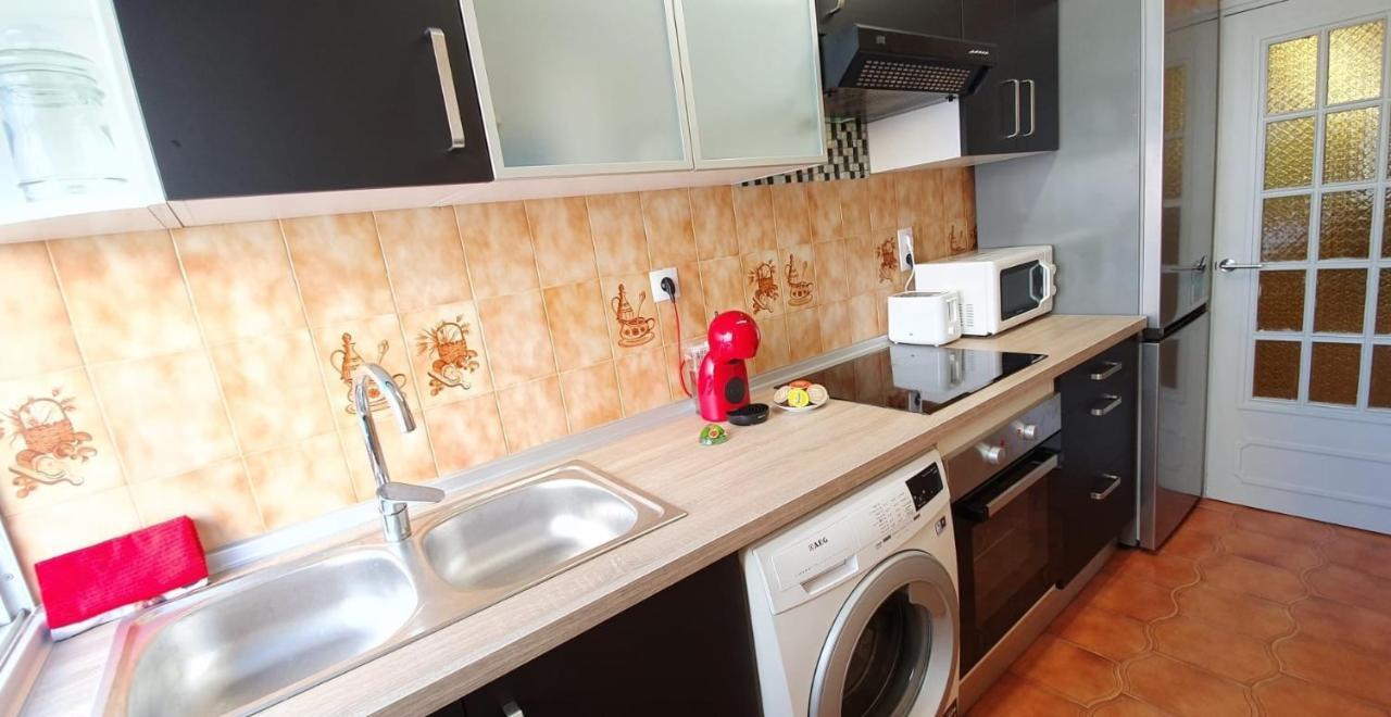 Encantadora Vivienda En El Paseo Maritimo De Salou Luaran gambar