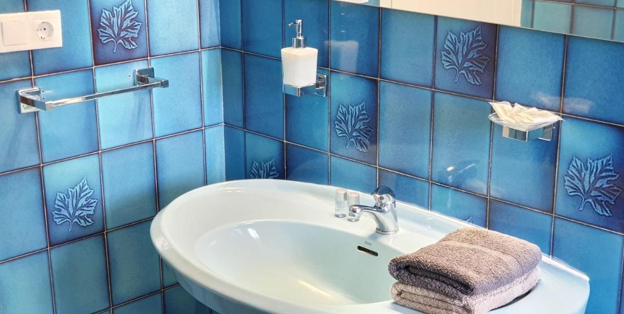 Encantadora Vivienda En El Paseo Maritimo De Salou Luaran gambar