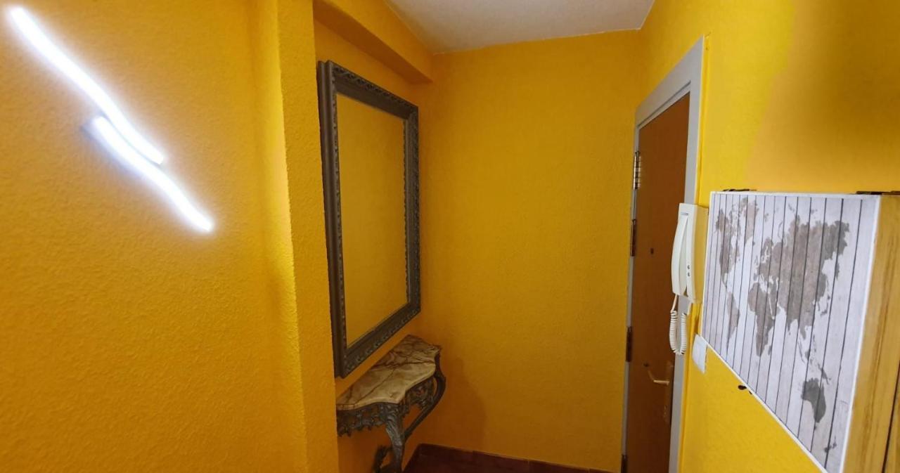 Encantadora Vivienda En El Paseo Maritimo De Salou Luaran gambar