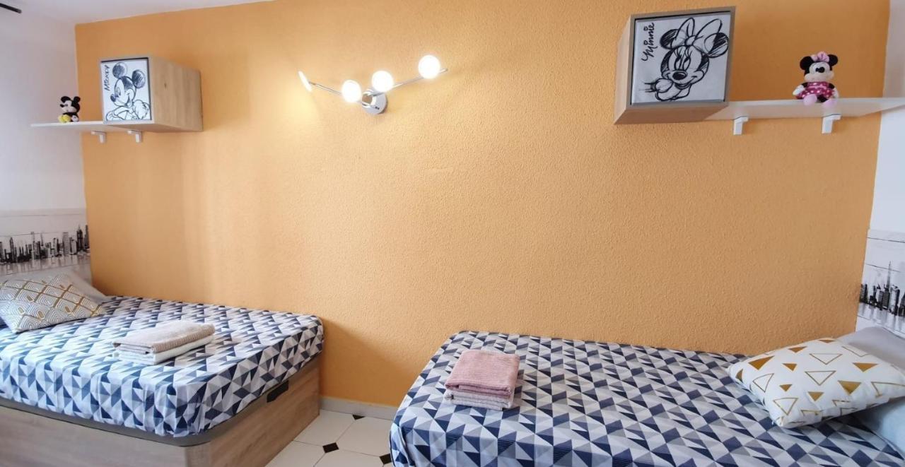 Encantadora Vivienda En El Paseo Maritimo De Salou Luaran gambar