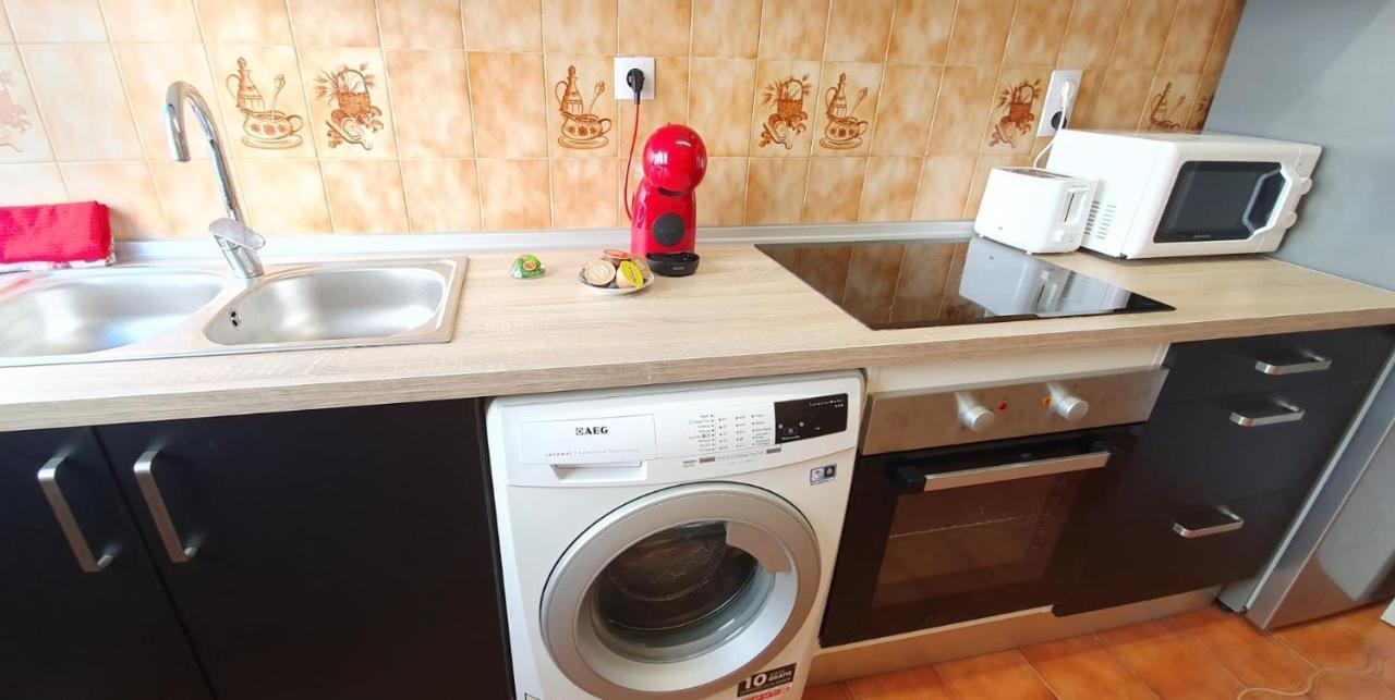 Encantadora Vivienda En El Paseo Maritimo De Salou Luaran gambar